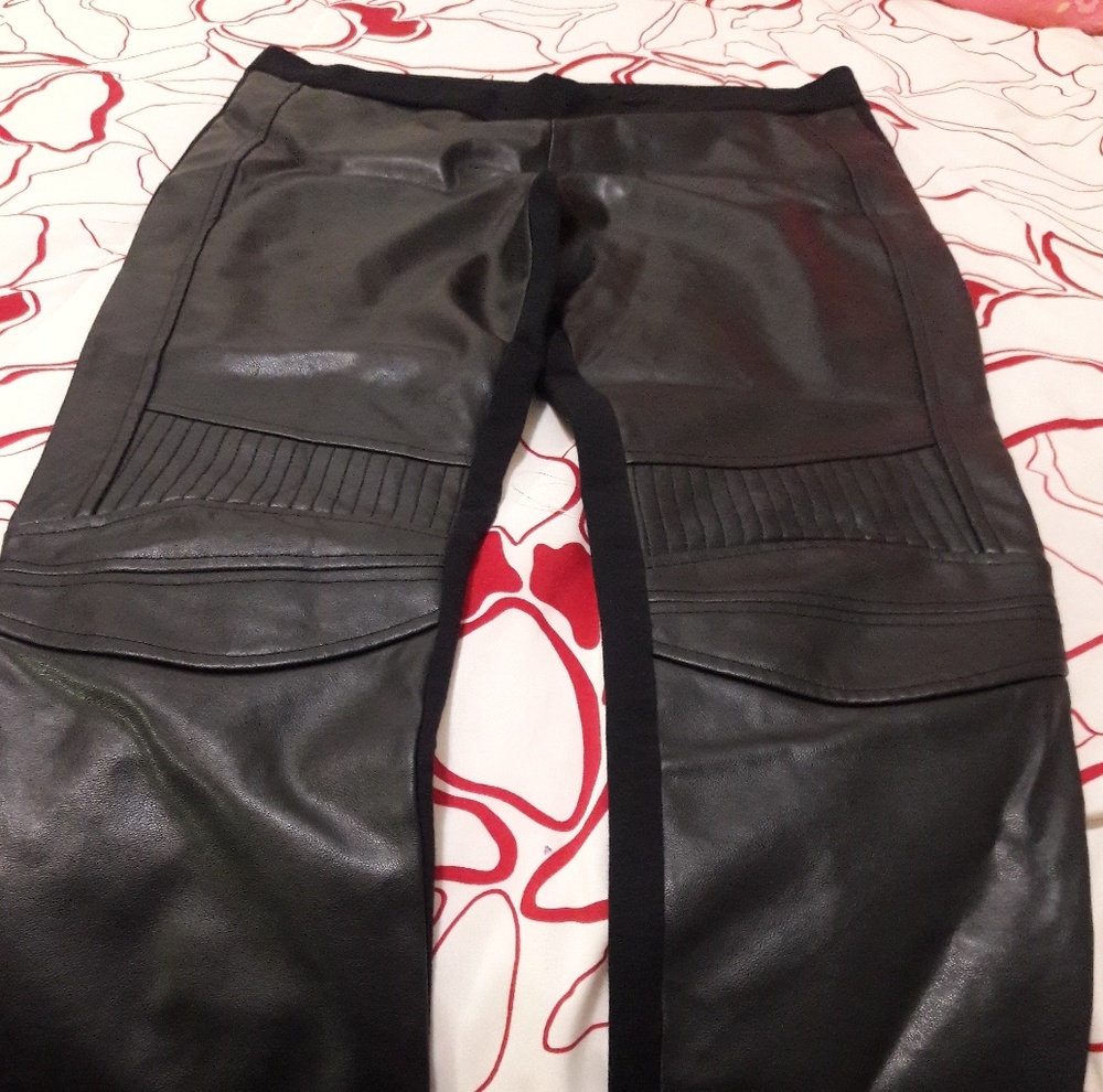 Leather pants/leggins